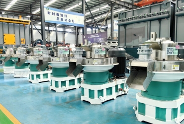 快來(lái)看看，木屑顆粒機(jī)如何將各種廢棄物料轉(zhuǎn)化為顆粒燃料的